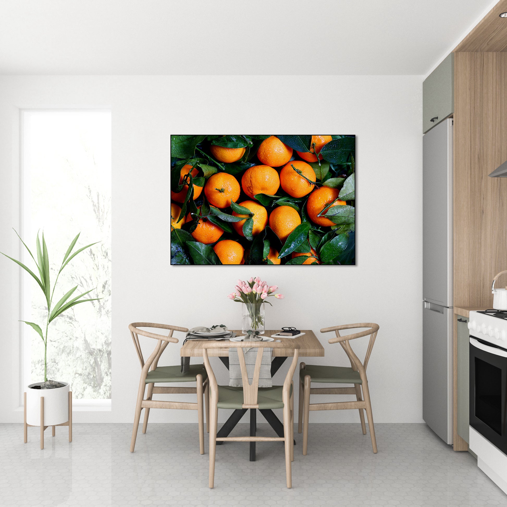 Akoestisch schilderij met vers gewassen sinaasappels met groene bladeren - Keuken